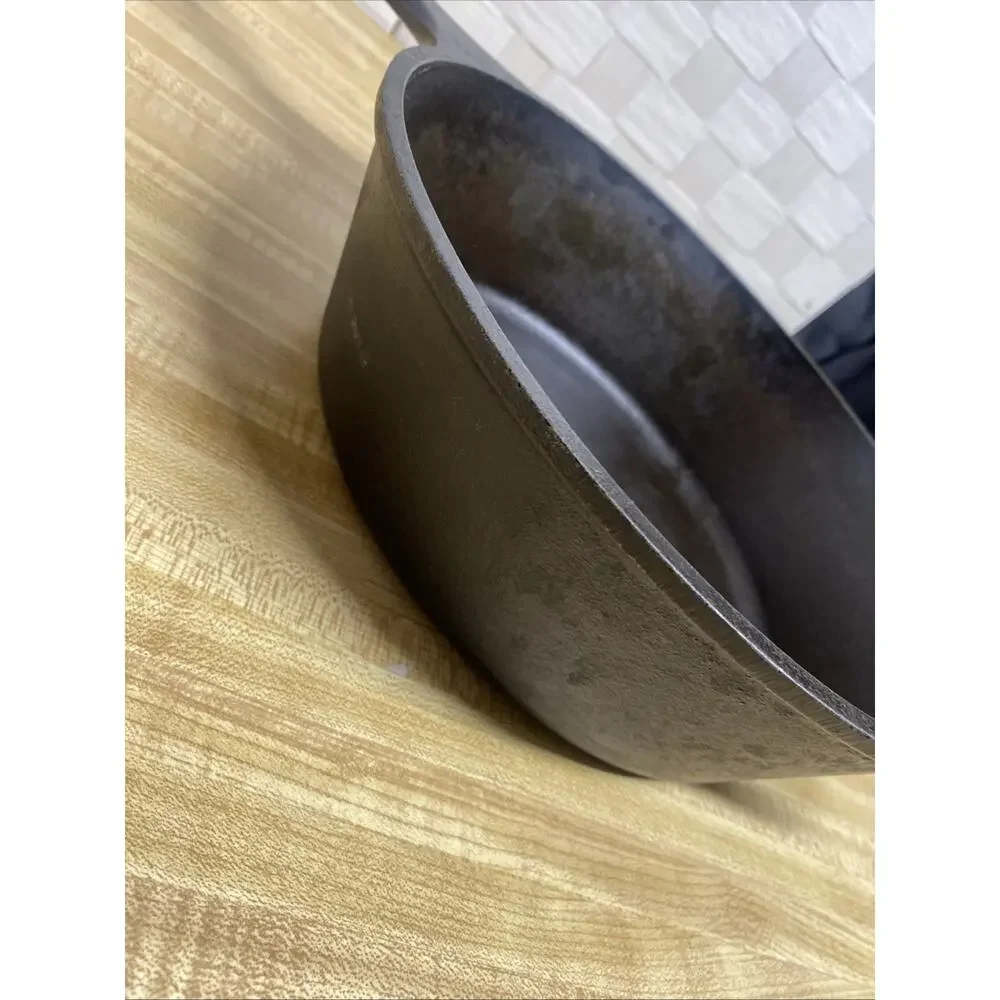 Lodge 8 CF Cast Iron Skillet Chicken Fryer 10 1/4
